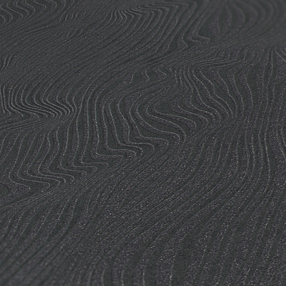             Einfarbige Tapete mit bewegtem Linienmuster – Schwarz
        
