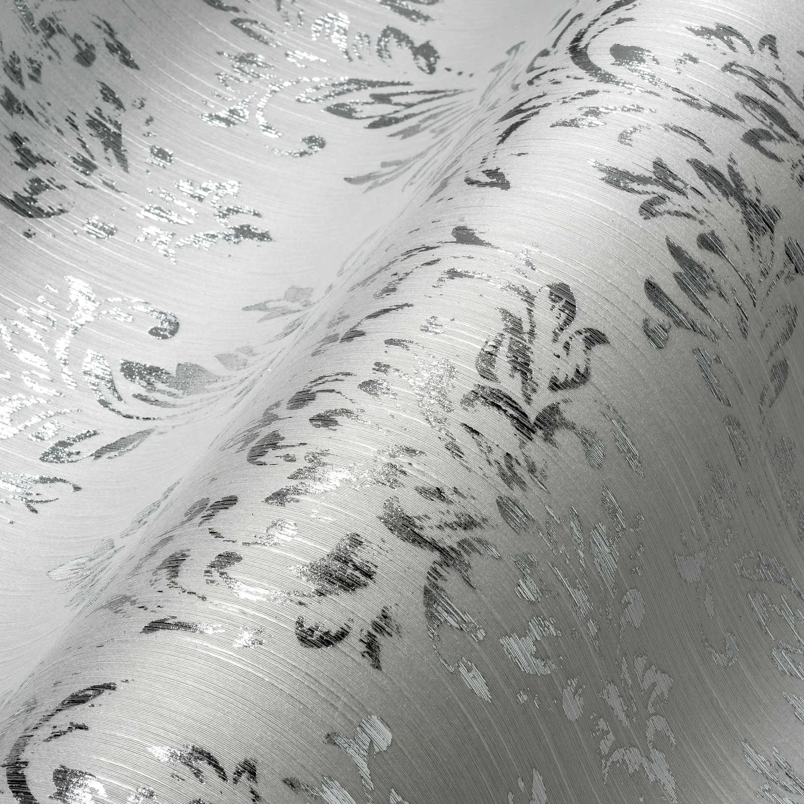             Ornamenttapete in floralem Design mit Glitzer-Effekt – Silber, Weiß
        