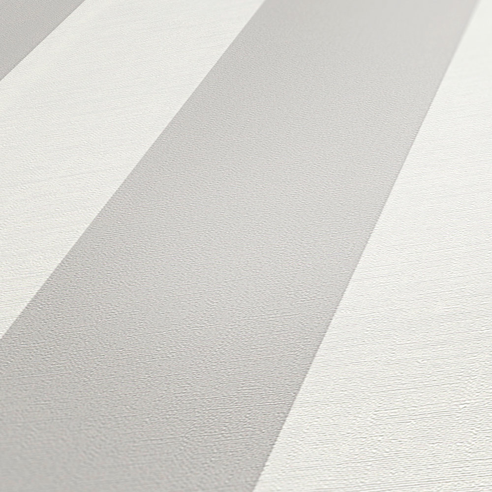             Blockstreifen-Tapete mit Textil-Look für junges Design – Grau, Weiß
        