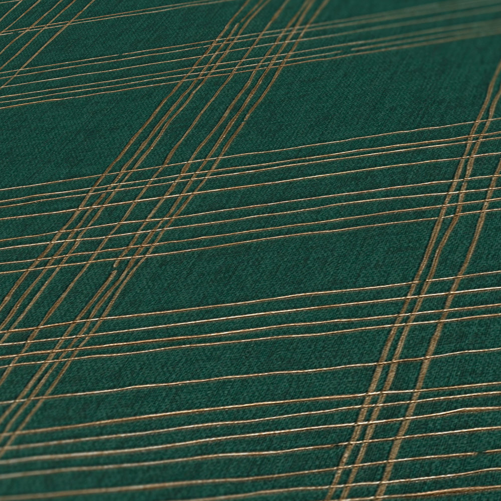             Dunkelgrüne Tapete mit goldenem Linienmuster – Grün, Metallic
        