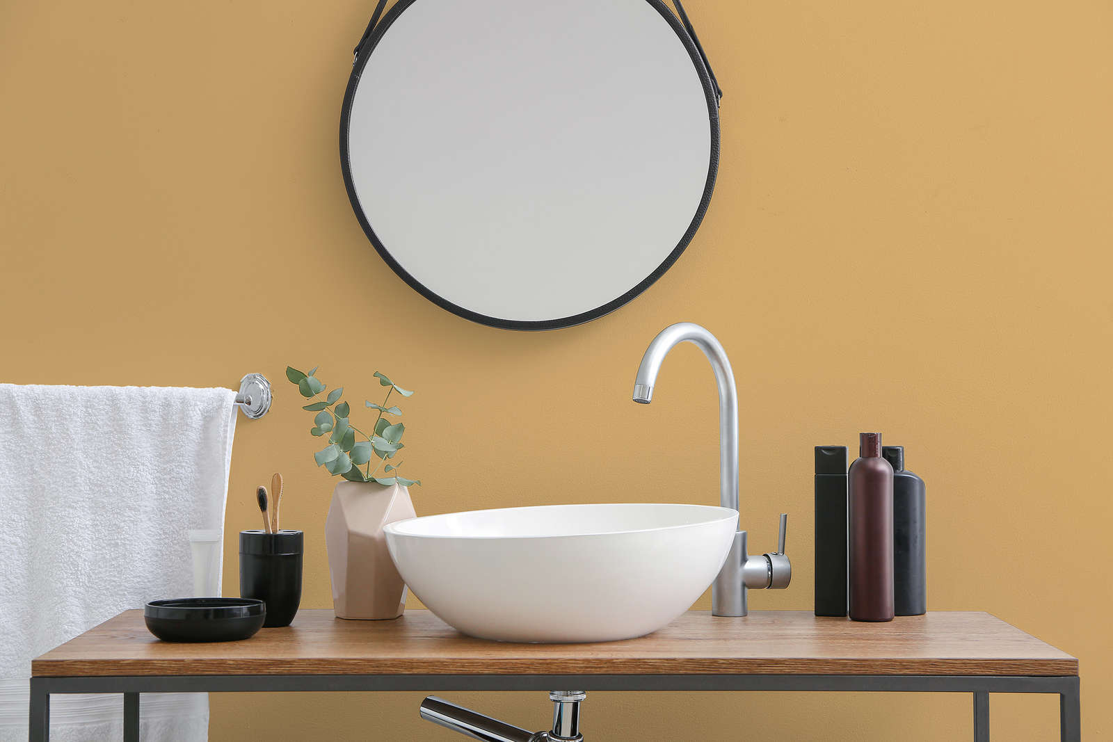             Premium Wandfarbe aufweckendes Senfgelb »Beige Orange/Sassy Saffron« NW811 – 1 Liter
        