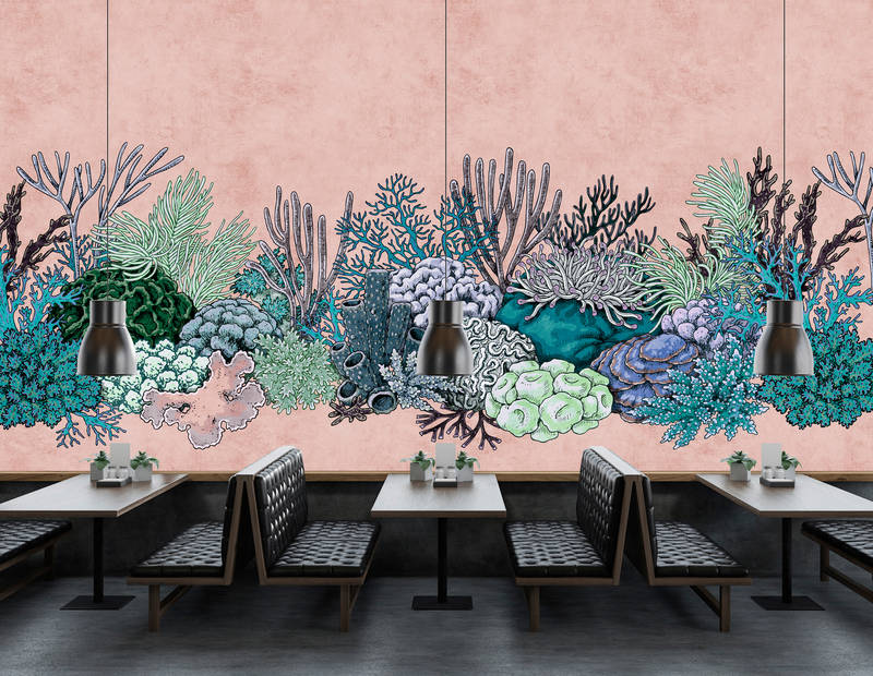             Octopus´s Garden 2 - Korallen Fototapete in Löschpapier Struktur im Zeichenstil – Grün, Rosa | Perlmutt Glattvlies
        