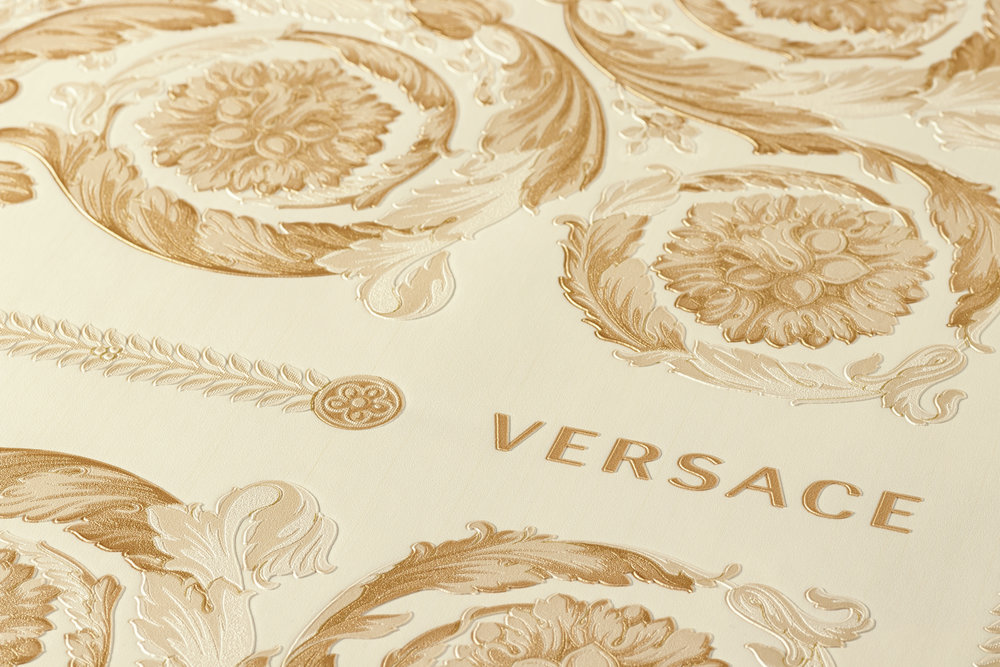             Luxuriöse VERSACE Home Tapete Kronen & Rosen – Gold, Weiß, Creme
        
