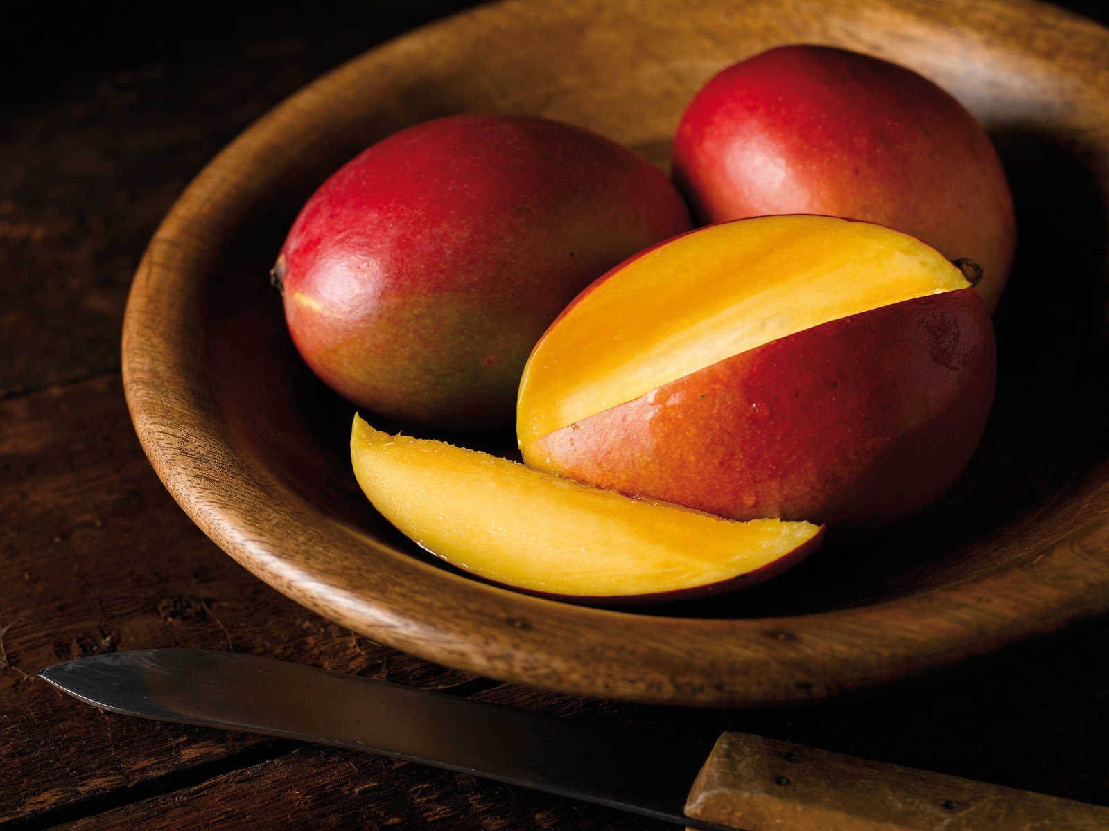             Mango Papaya Duftkerze mit fruchtigen Duft – 110g
        
