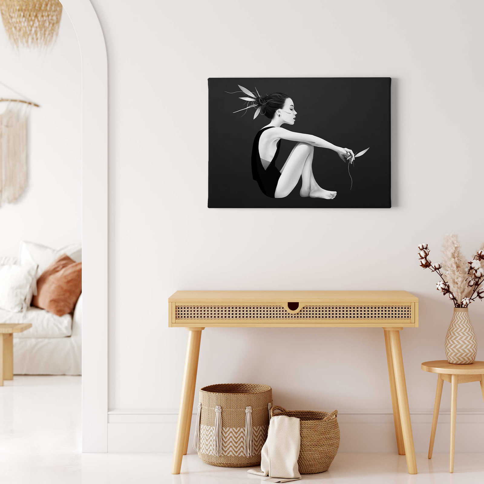             Schwarz-Weiß Leinwandbild "Skyling" mit Frauenfigur – 0,70 m x 0,50 m
        