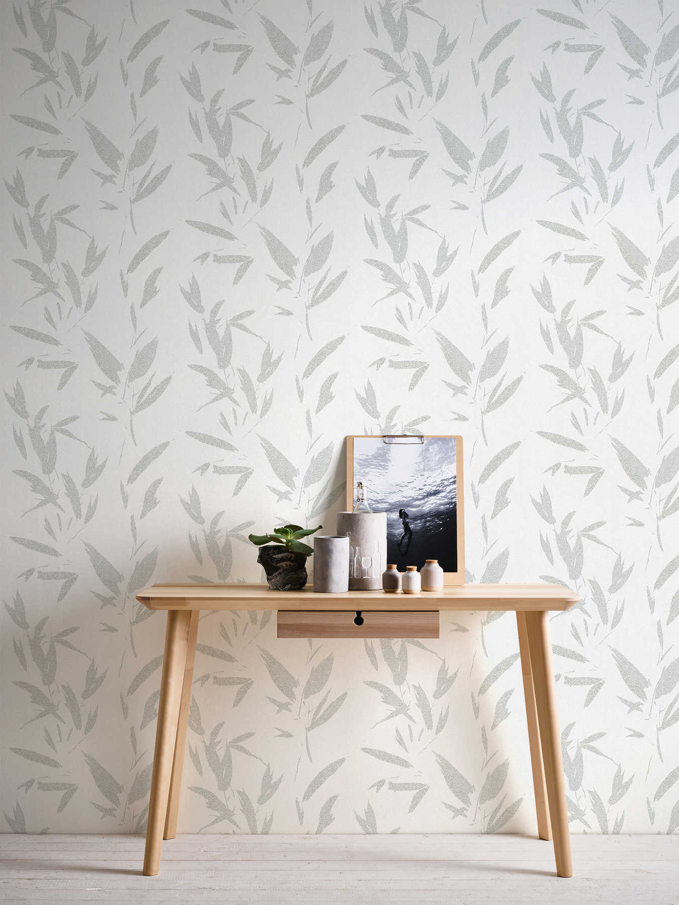             Vliestapete Blättermotiv abstrakt, Textiloptik – Weiß, Creme, Grau
        