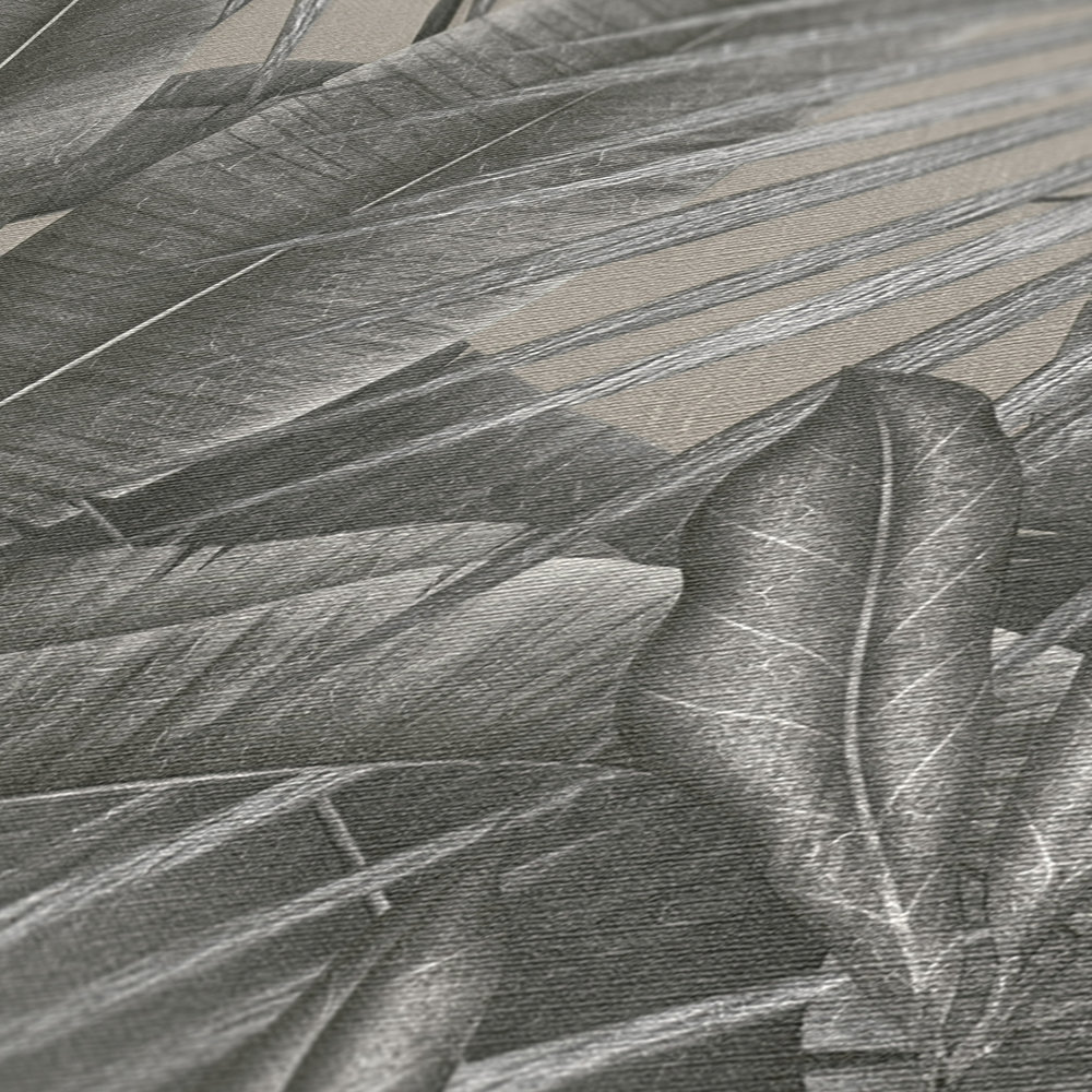             Vliestapete mit Blätterbemusterung im Dschungelmuster – Grau, Beige, Schwarz
        